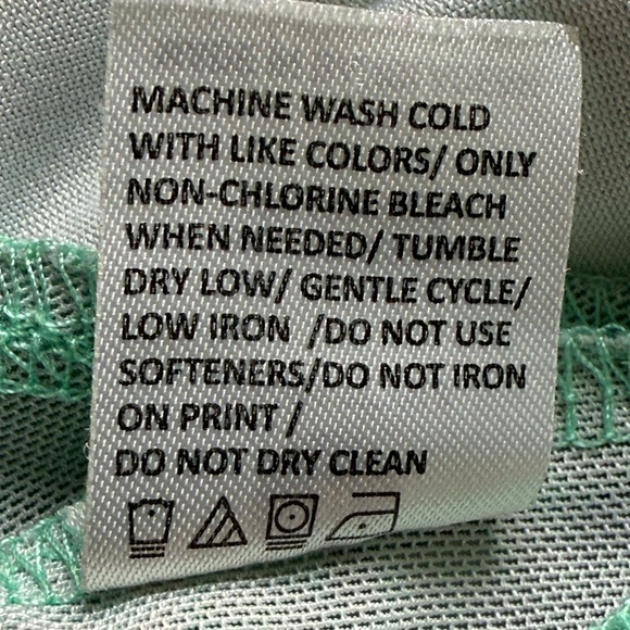 Chase 54 Athletic Green Patterned Women's Top size small - Picture 6 of 8